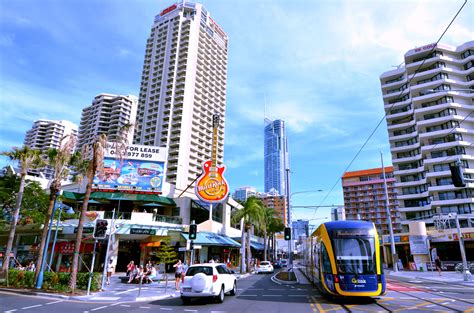 restaurants cavill ave surfers paradise.